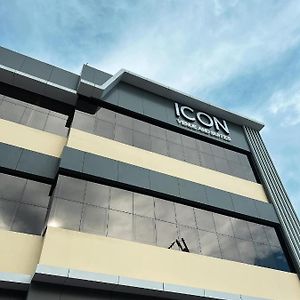 Icon Venue And Suites